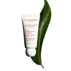 Clarins UV Plus Anti Pollution Moisturising Screen Translucent Spf 50